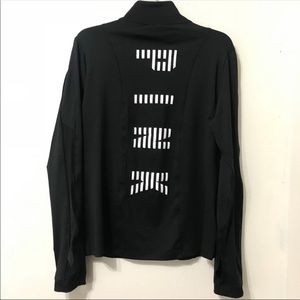 VS PINK ultimate half zip